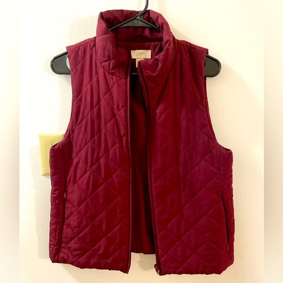 Loft Sleeveless Fleece Jacket - Picture 3 of 3